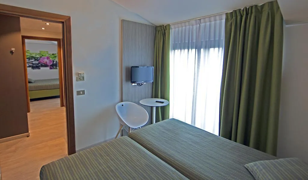 Hotel Ideal Sirmione 4*,  Italien