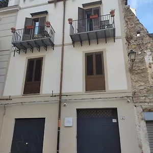 Cala Peppa 3*, Palermo Itália