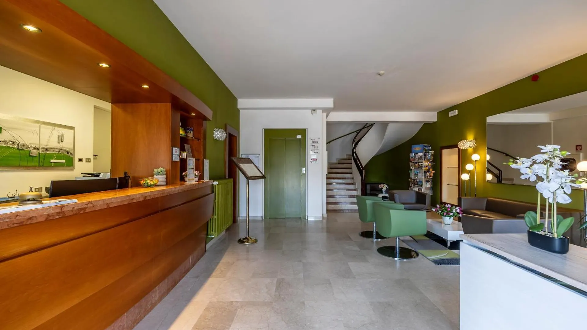 Hotel Ideal Sirmione 4*,