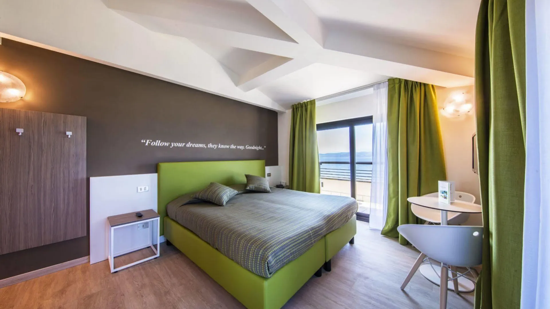 Hotel Ideal Sirmione 4*,